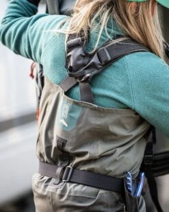 Simms Women's G3 Stockingfoot Wader -Perfect Fishing Shop 13476 042 G3 Guide Stockingfoot lifestyle S22 1 2 1680x 8b0f08f3 991d 4382 8301 cbc4ef841291